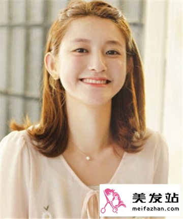夏季女生约会必备发型合集 路人为你倾倒的发型