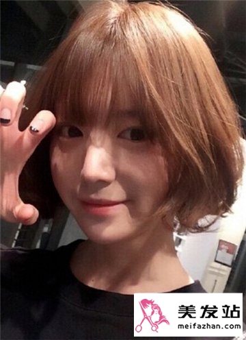 最新热荐9款可爱时尚的短发发型 彰显魅力短发小女生气质