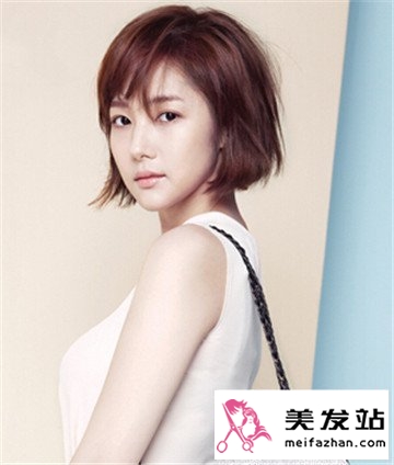 2015韩式女生短发发型 甜美时尚又减龄