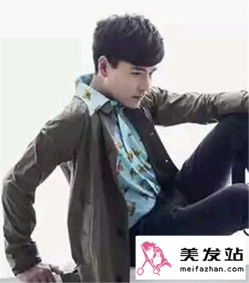 王传一帅气清爽发型合集 打造最时尚的型男形象
