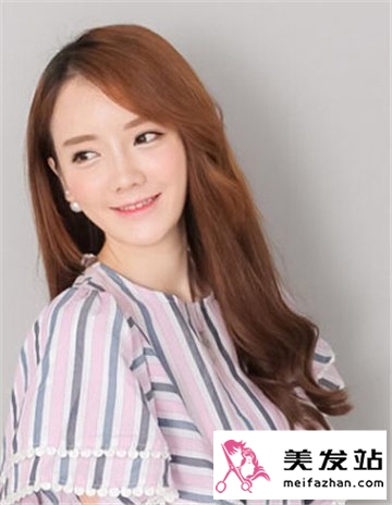 潮流女性烫发发型 凸显最优美姣好的女生发风