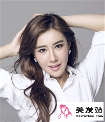 推荐九款女生烫发发型 不容忽视的美感
