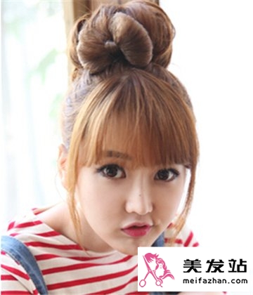 2015夏季韩式流行发型图片分享 简单造型更添俏皮可爱清新甜美风