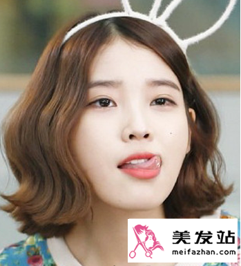 最新中短发图片热推 韩式烫发最惹眼