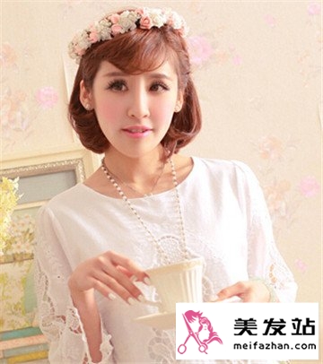 森女系女生长发发型图片欣赏 清新唯美不失时尚气质