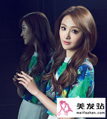 最新女星发型图片 唯美优雅风暴来袭