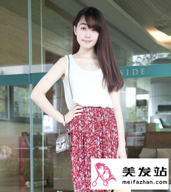 最热直发发型设计 甜美可人最养眼