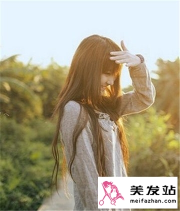 端午节踏青最吸睛的发型抢先看 让你拥有无法抗拒的美