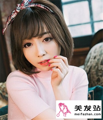 甜美女生发型图片 多样的发型不同的精彩