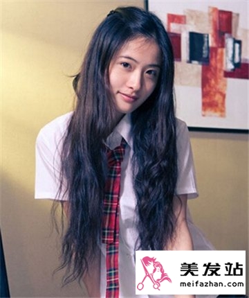 甜美女生发型图片 多样的发型不同的精彩