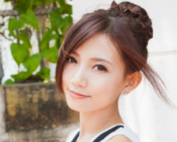 氧气美女任性来袭 优雅迷人的气质发型