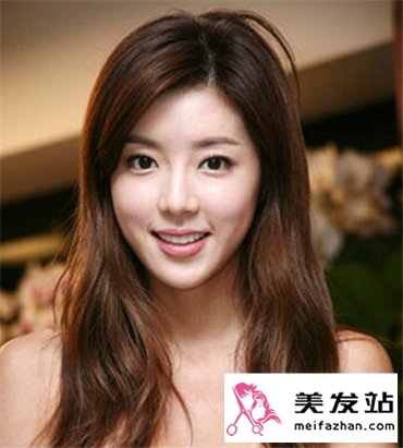 女生流行发型长发发型图片 最美发型演绎甜美清少女