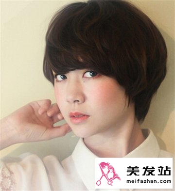 长脸女生适合的短发发型