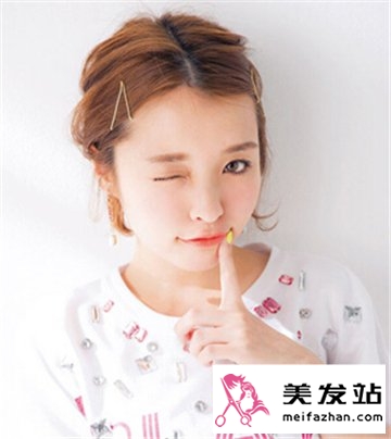 时尚甜美扎发发型