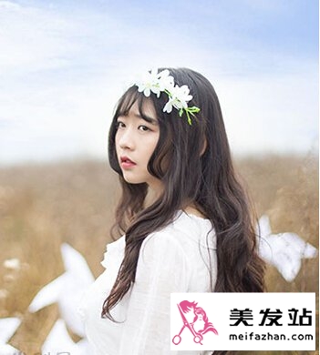 最新卷发发型