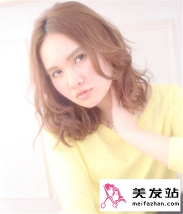 方脸发型