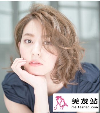 2015女生个性烫发