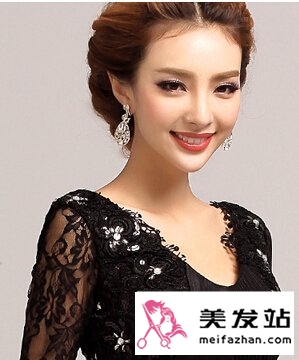 女主持人发型
