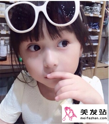 幼儿园女童发型设计