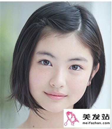 月亮脸发型