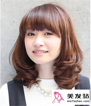 大龄女性发型