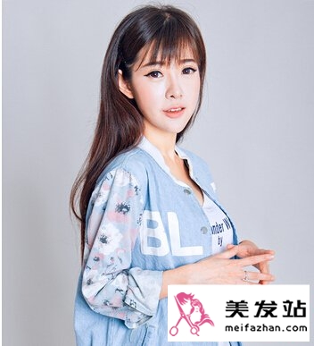 秋季披肩长发发型