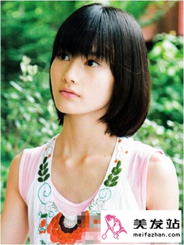 高中女短发