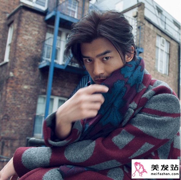 陈柏霖型男发型