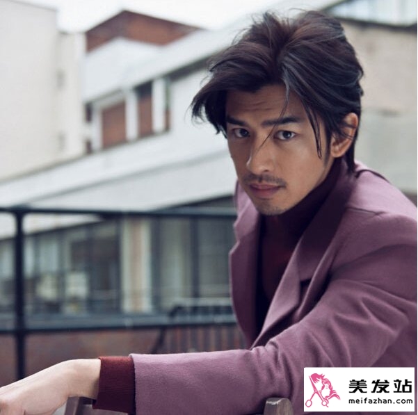 陈柏霖型男发型