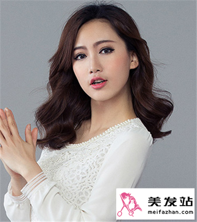 妩媚的中长发
