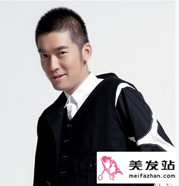  男生寸头发型