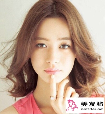 流行女生短发