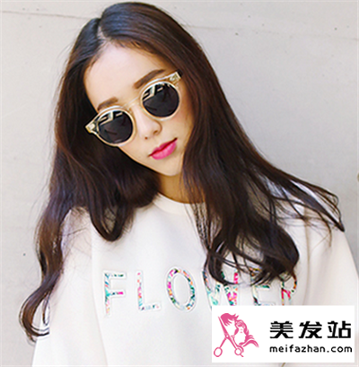 韩式中卷发发型