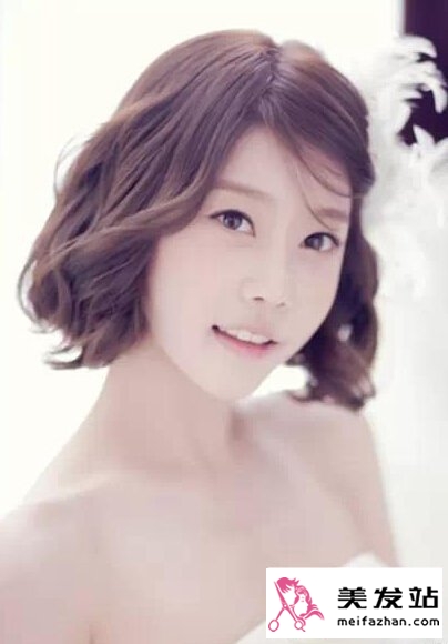 短发新娘