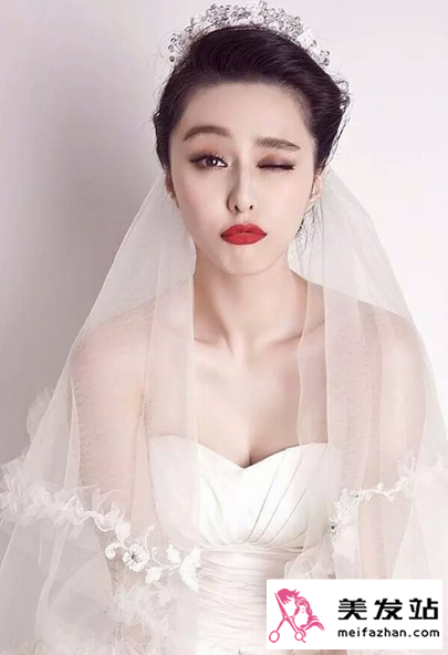 范冰冰婚纱照发型