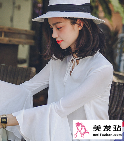 凌乱感微卷lob发型