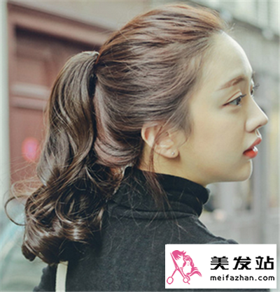 女生扎什么发型好看  时尚扎发女神必选
