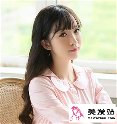 九款女生发型图片  最流行的女生时尚发型