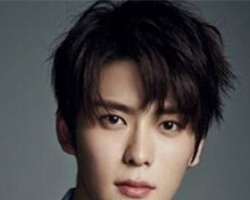 一招变帅版男士短发  清爽时尚款造型设计
