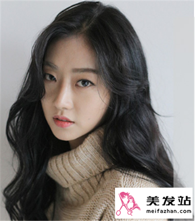 最新时尚卷发发型推荐 尽显女生独特美丽