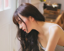 最IN女生长发发型 时尚有范更迷人