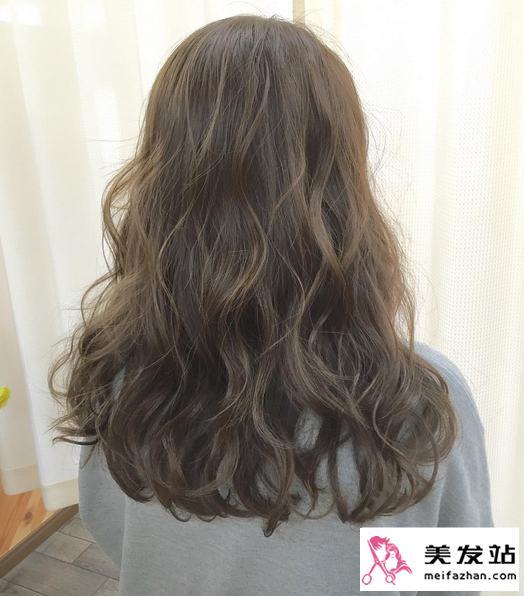 大波浪女神卷发
