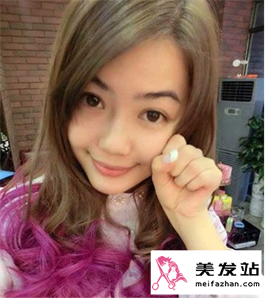 深咖色与枚紫色的低调绚丽