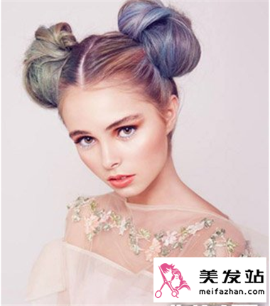 五彩缤纷的挑染与花苞头
