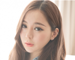圆脸女生发型就该这样选 显嫩瘦脸两不误