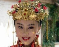 复古新娘盘发好看吗 古装新娘盘发发型美的不行