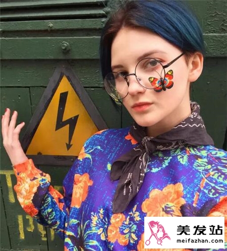 女生花样短发