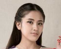 半长不短的刘海怎么办 两个发夹轻松编出好看刘海教程