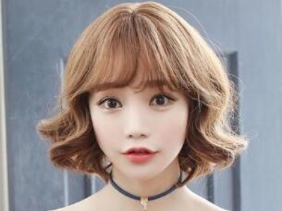 韩式中短发蛋卷头发型 女生最喜欢瘦脸的短发烫