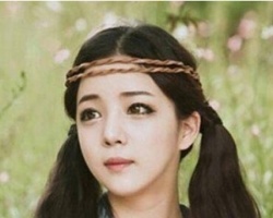 森系风格的马尾辫发型 打造清新自然唯美风